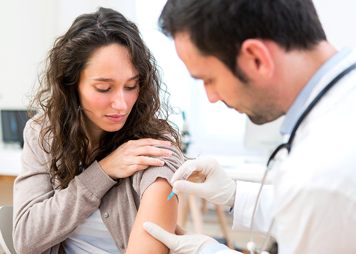 اللقاحات احد الطرق الفعالة لمحاربة الانفلونزا في الشتاء