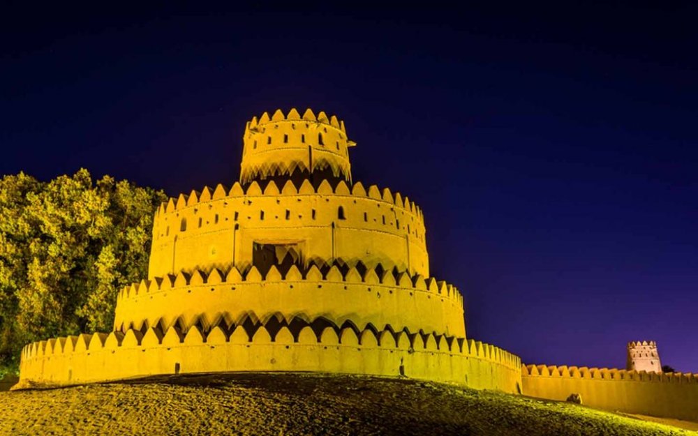  قلعة الجاهلي.. السياحة في العين