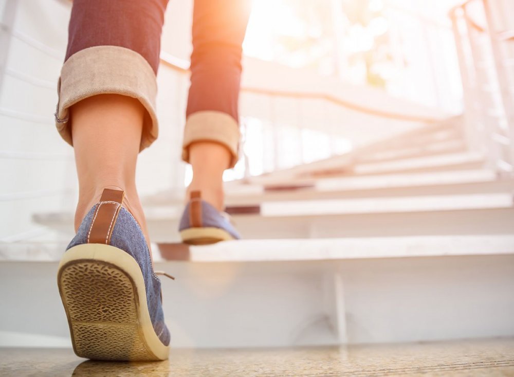  القدرة على صعود السلالم دليل على انخفاض خطر الوفاة خلال عشر سنوات