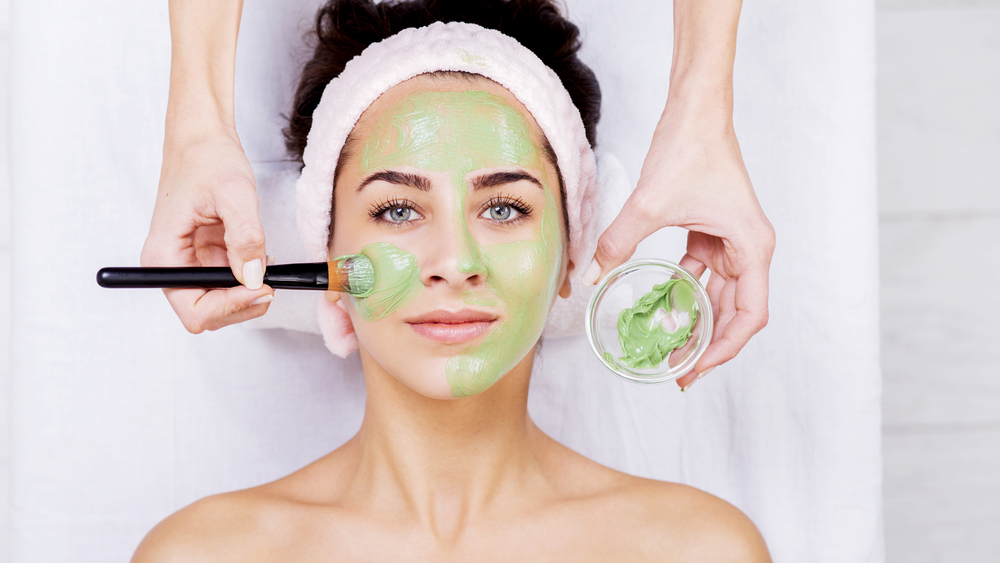 Best natural broccoli mask for glowing skin and its most important benefits